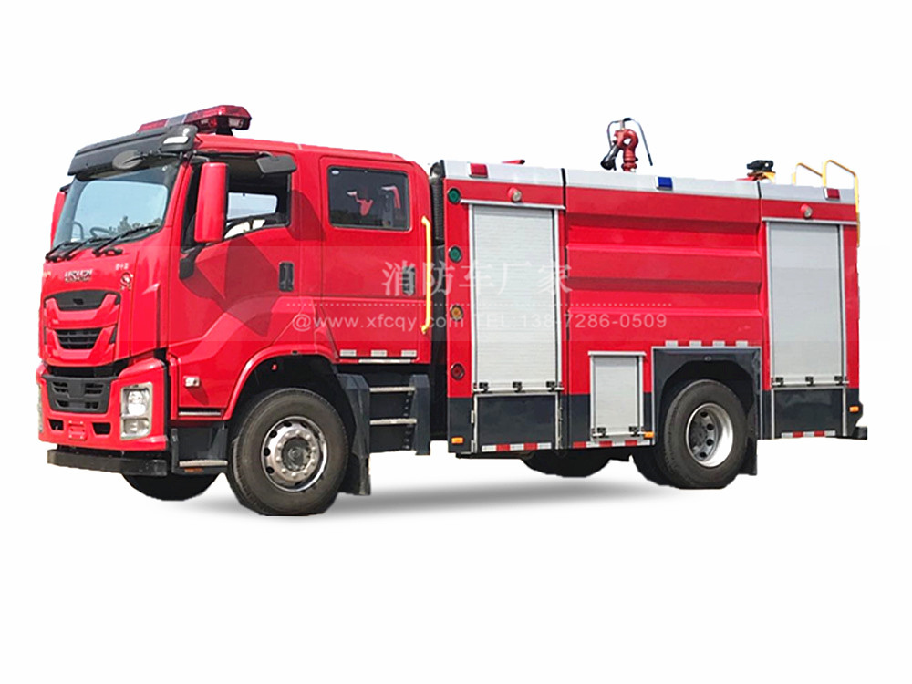 庆铃双排国六6.5吨水罐消防车